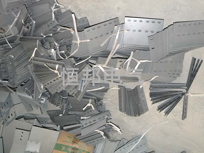 配件_山东电缆桥架厂家批发_电缆桥架厂家