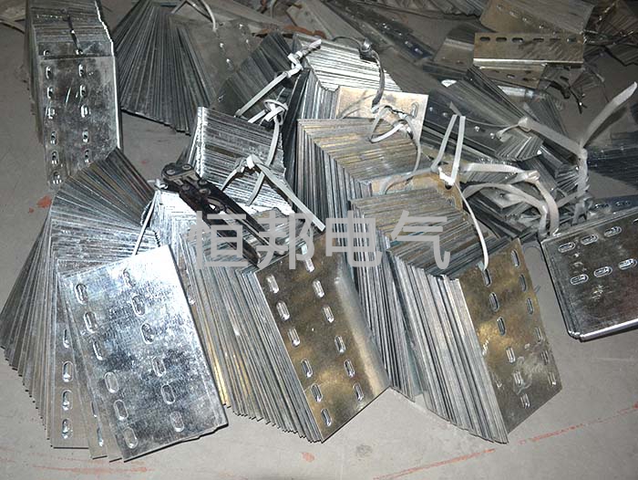 配件_山东电缆桥架厂家批发_电缆桥架厂家