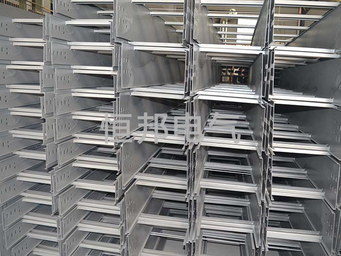 梯式电缆桥架_山东电缆桥架厂家批发_电缆桥架厂家